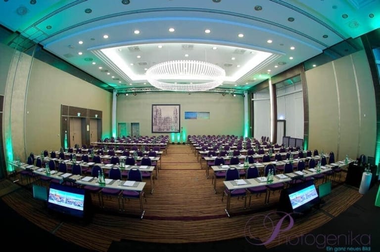 Event photographer Munich empty conference hall